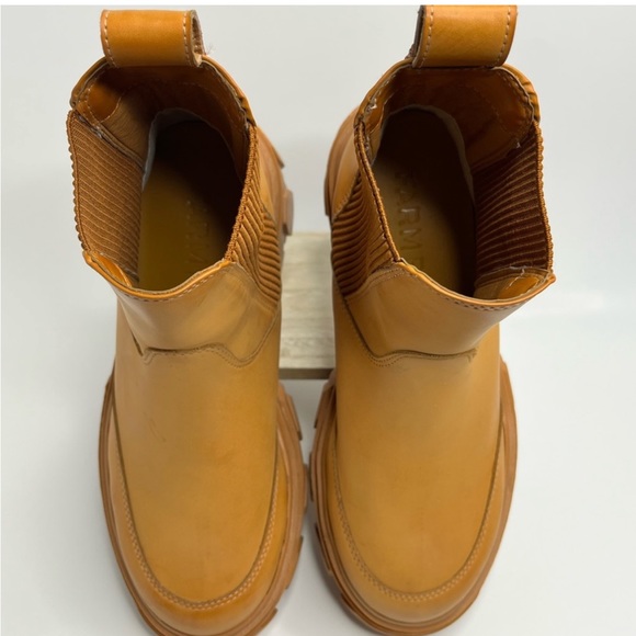 Farm Rio Natural Chelsea Lug Sole Boots size 8.5 - Picture 4 of 4